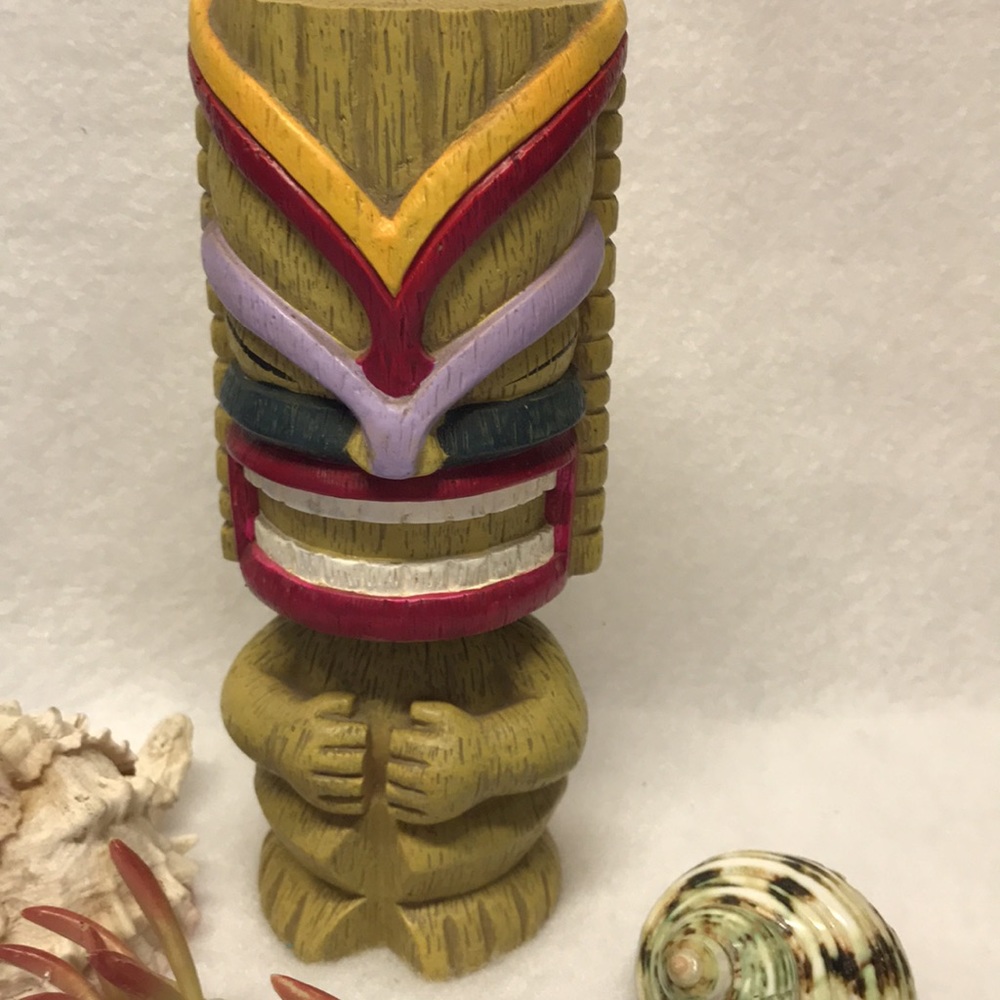 TIKI MASK boho Primitive HAWAIIAN BOBBLE HEAD OF TRADITIONAL HAWAIIAN